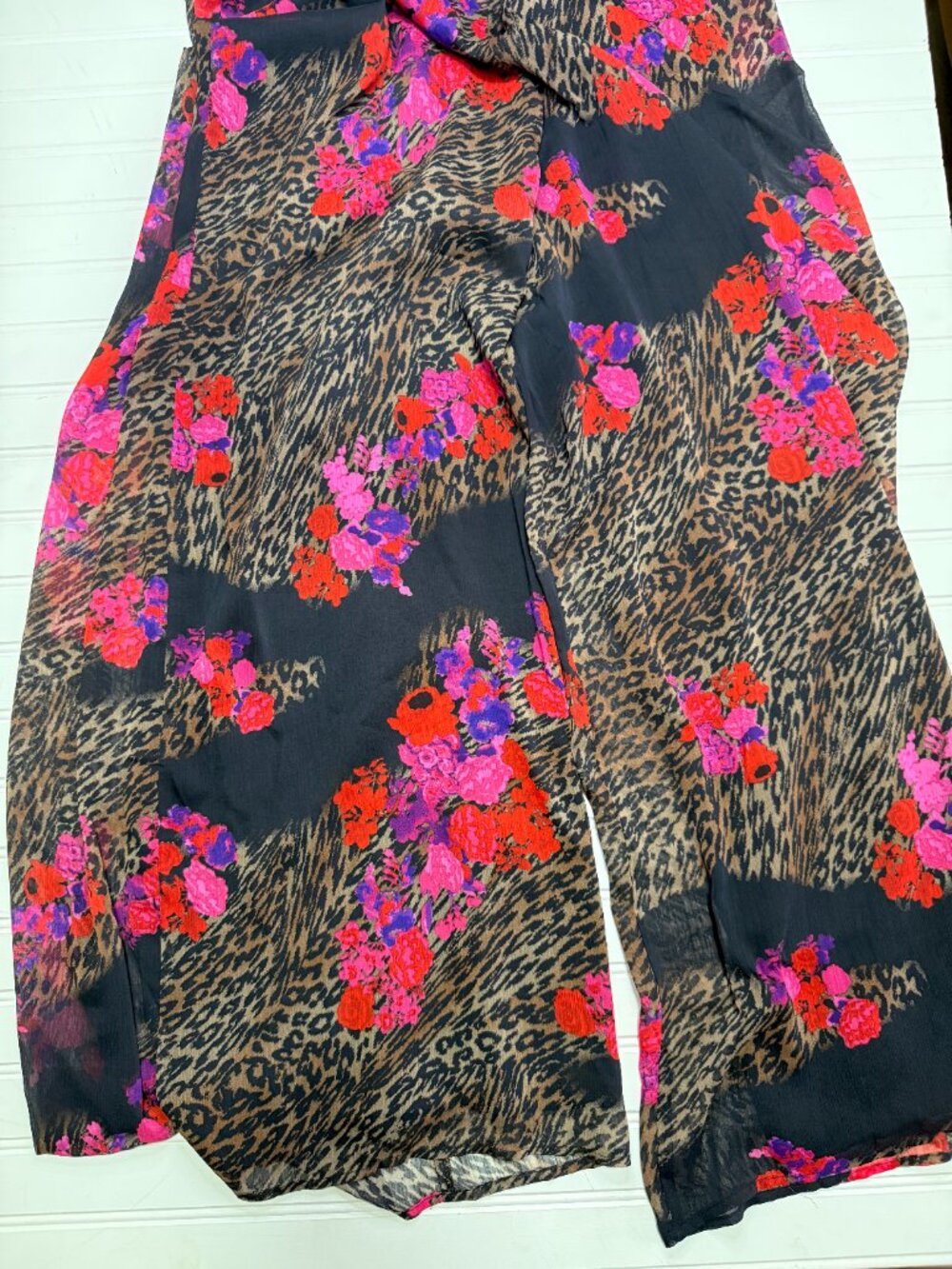 Venus Backless Halter Jumpsuit Floral Leopard Print Beaded Neck Size M - Picture 9 of 10
